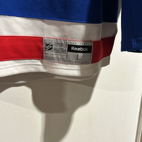 Reebok official NHL Ryan McDonagh Rangers jersey - Picture 3 of 4